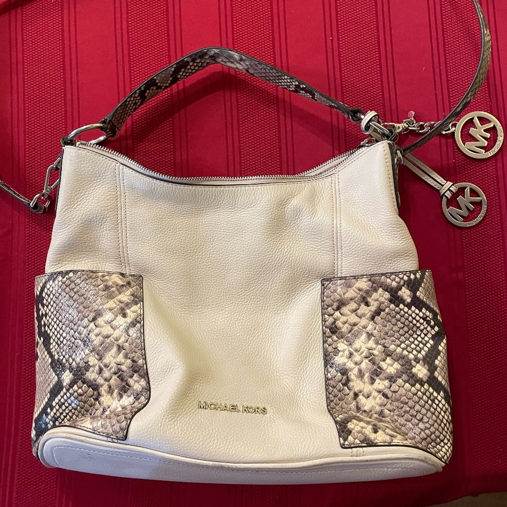 Michael Michael Kors Sienna (type) Large Logo Shoulder Bag / Crossbody